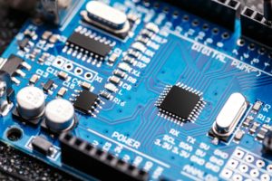 Integrated semiconductor microchip